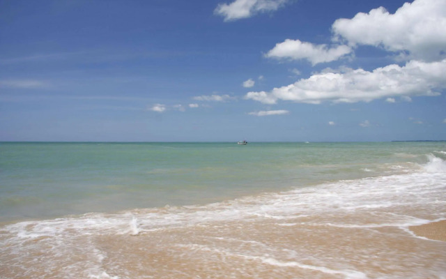 Khaolak Bay Front Resort