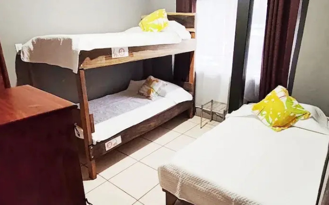 Hostel Coati Place Bed & Breakfast