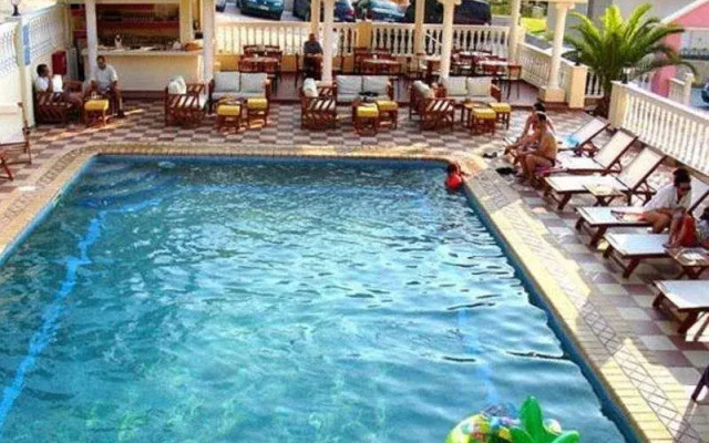 Aparthotel 1 star Siviri