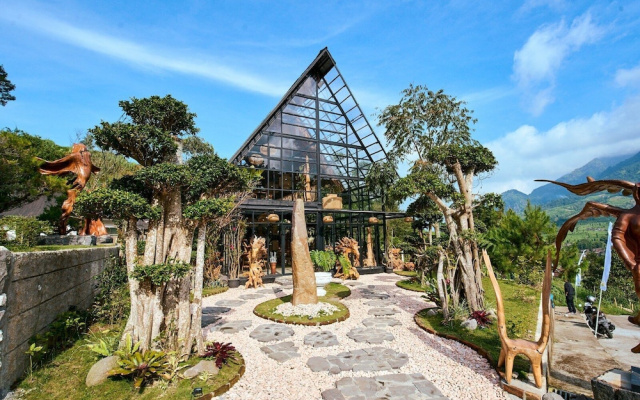 Luxcamp Selo - Merapi View by Horison