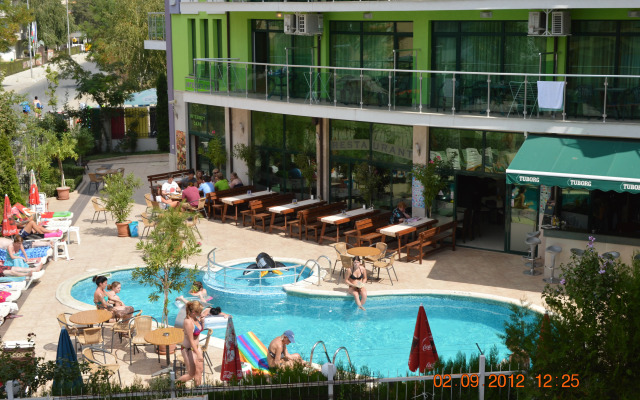 L&B Hotel