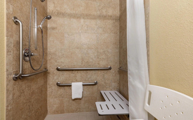 Best Western Bastrop Pines Inn