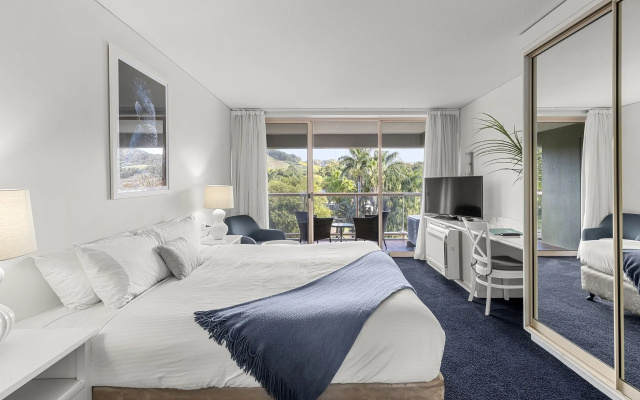 Novotel Pacific Bay – Guest Rooms – Korora