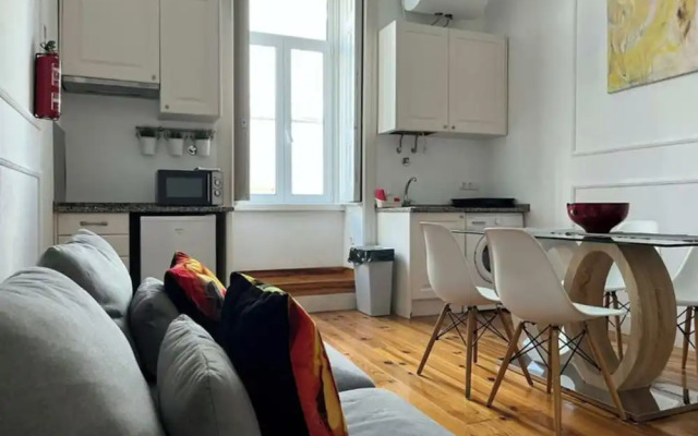 2 Bedroom Apartment Located Heart of Lisbon City