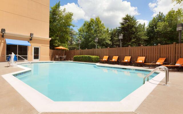 Embassy Suites by Hilton Atlanta Airport