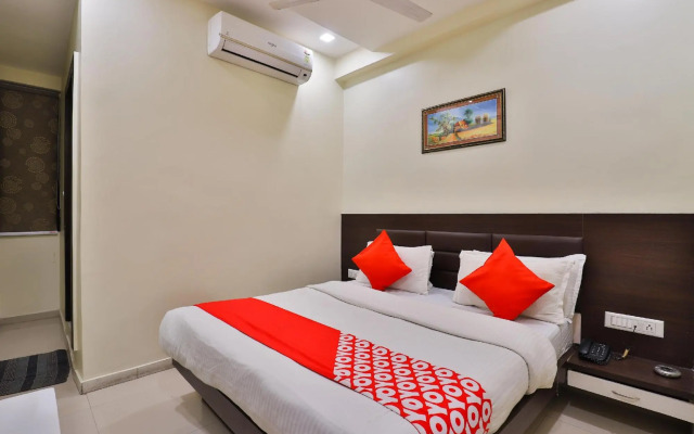 Hotel Khushboo