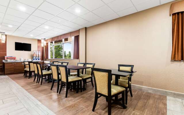 Best Western Plus Fergus Hotel