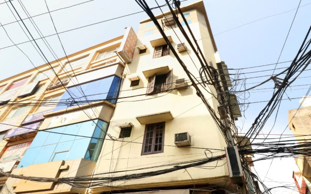 OYO 23084 Chhabra Guest House