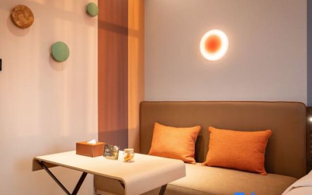 Orange Hotel (Tongliao Wanda Plaza)