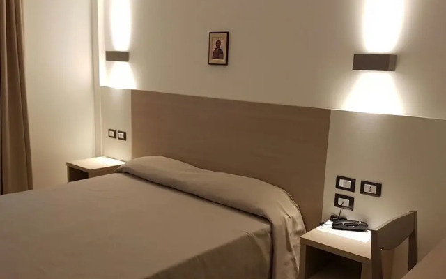 Vatican Area - Hotel Holiday Rooms