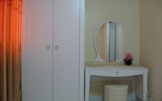 SK Muangthongthani Apartment