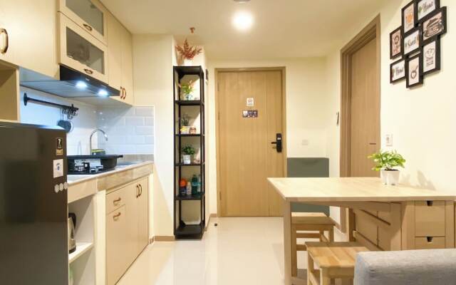 Restful And Cozy Living 2Br Meikarta Apartment