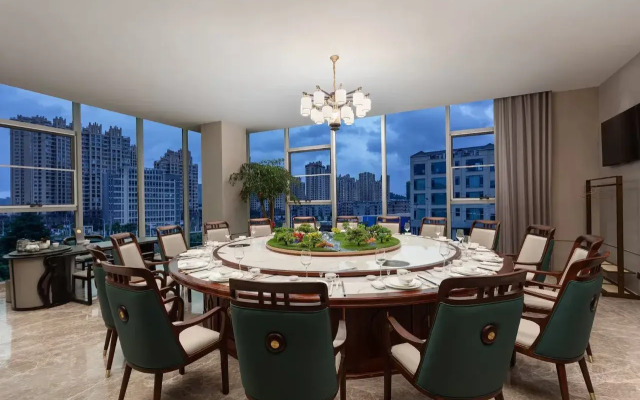 Ramada By Wyndham Zhouning