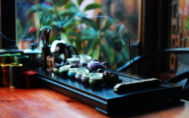 Sunny The Other Side Inn Lijiang