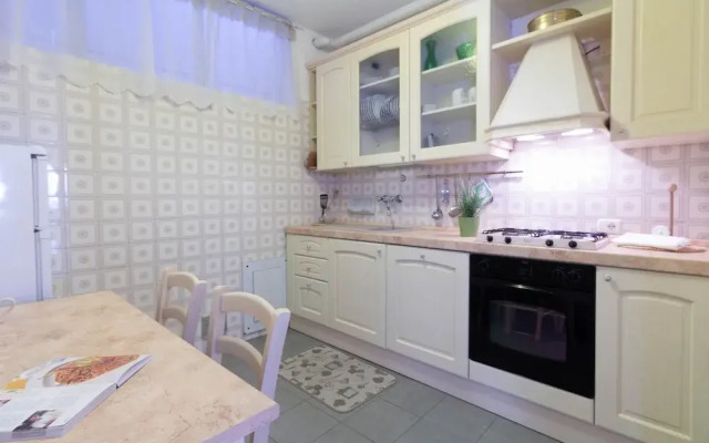 Mamma Ciccia Holiday Home - Lake Front Apartment
