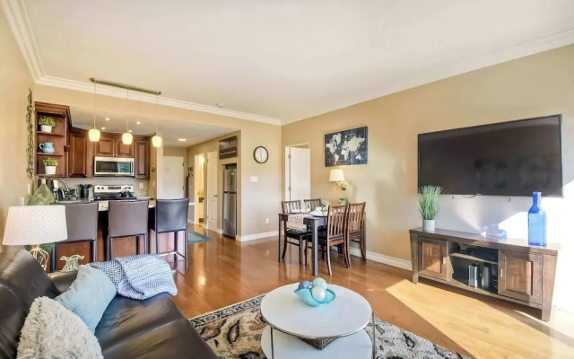 Southern Exposure w/ Private Balcony