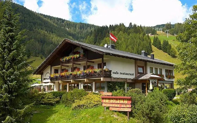Ski- & Wanderhotel Berghof
