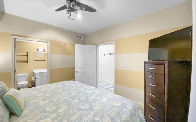 Tidewater #311 2 Bedroom Condo by RedAwning