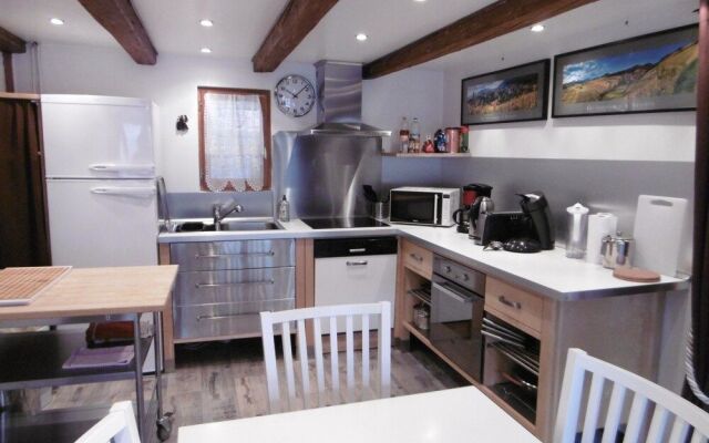 Gîtes et Chambre d'Hôtes A l'Arc en Ciel