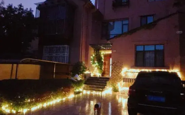 Xiaoyin Qichi Art Hostel