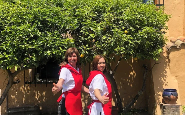 Masia Ca La Caputxeta & Golf