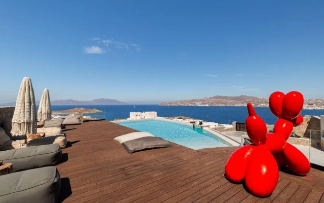 Martinez in Mykonos With 5 Bedrooms and 4 5 Bathrooms