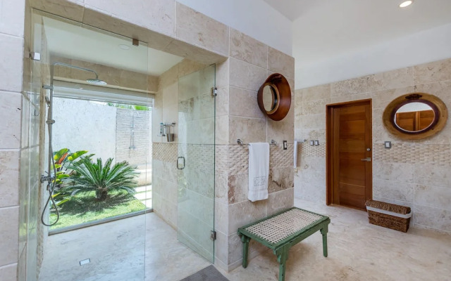 Luxurious 5-bdr villa at Casa de Campo