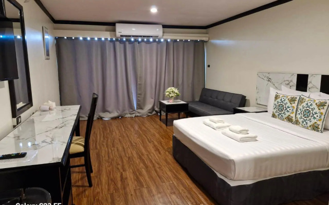Town In Town Garden Resort