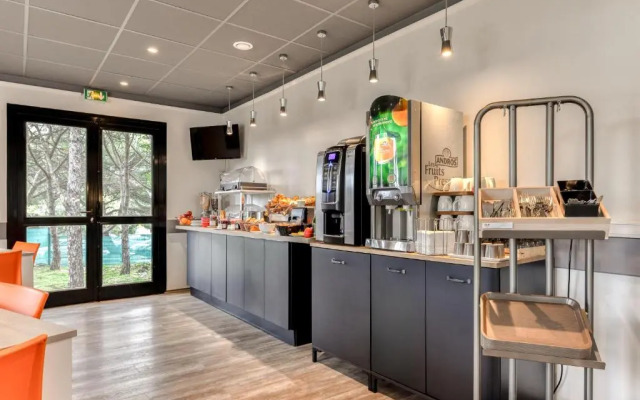 ACE Hôtel Travel Fabrègues - A9 Montpellier Sud