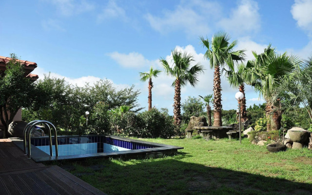 PalmValley Pool Villa Resort