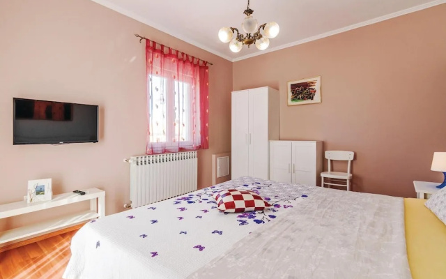 Amazing Home in Zadar With Sauna, Wifi and Outdoor Swimming Pool