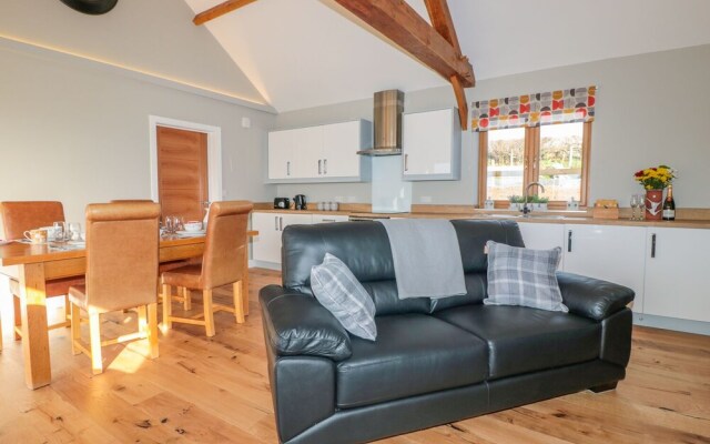 Lundy Lodge - Begwyns View
