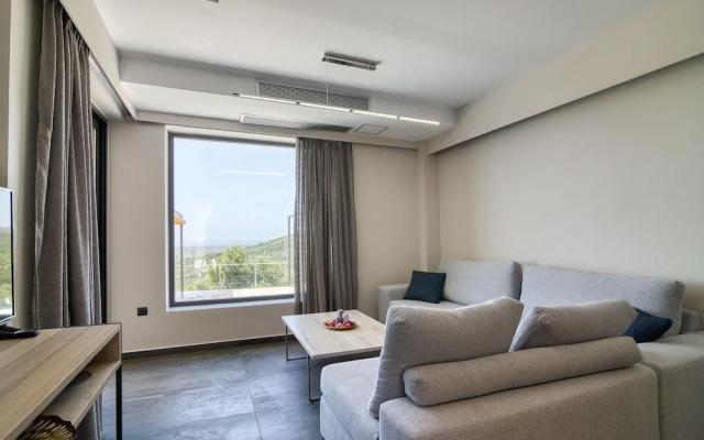 Serenity Suites Sea View 3