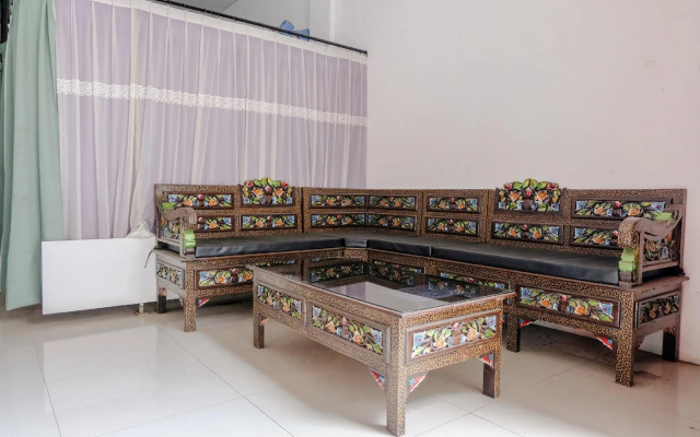 OYO 1293 Dei Residence Arjosari