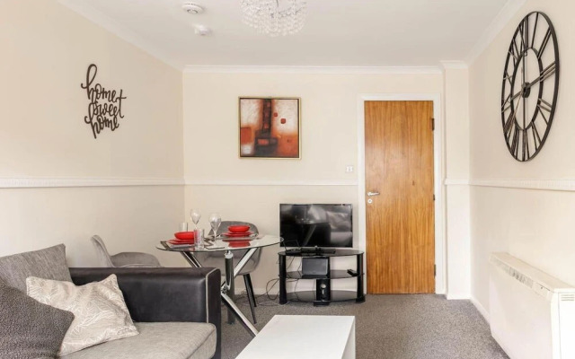 Stylish 2-bed Apartment w/ Kitchen, Ultrafast Wifi