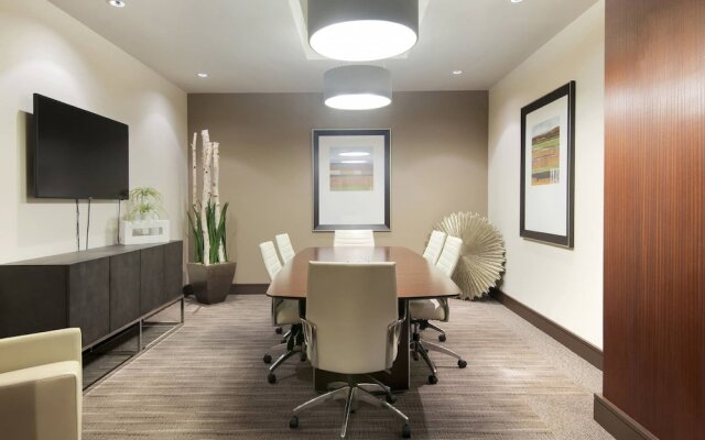 Seaport Luxe Condos by Barsala