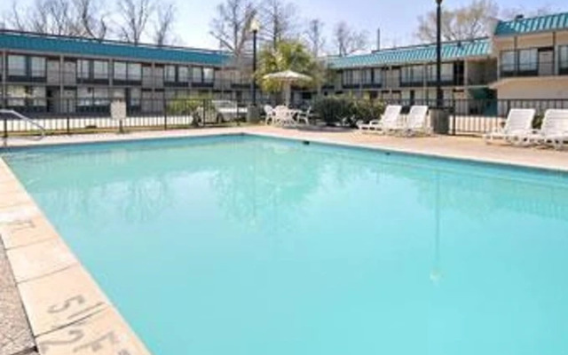 OYO Hotel Port Allen LA I-10 West