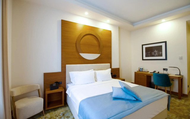 Hotel City Savoy