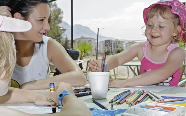 Fun Hill Resort Hotel