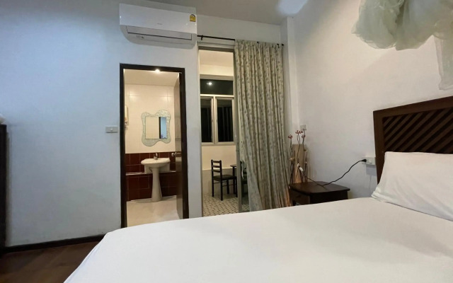 Nawaporn Place Guesthouse