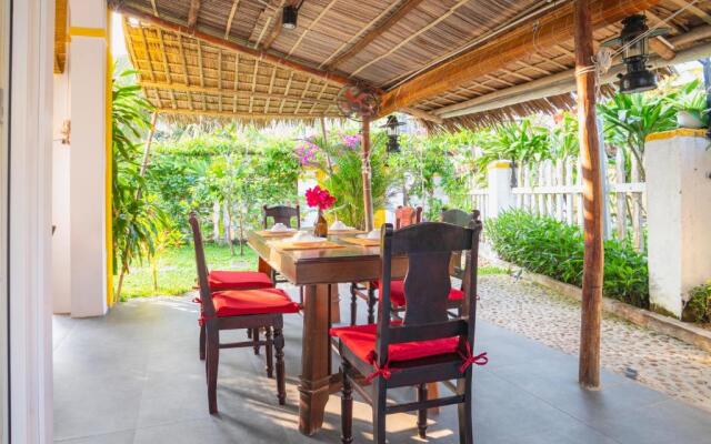 Be's Beach House An Bang