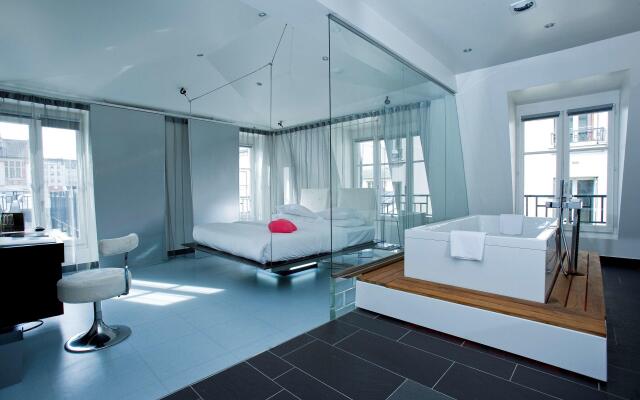 Kube Hotel Paris