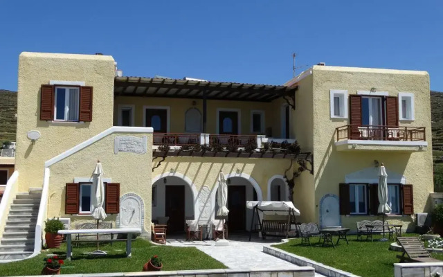Kionia Apartments