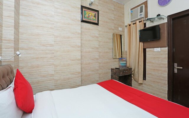 Comfort Inn By OYO Rooms