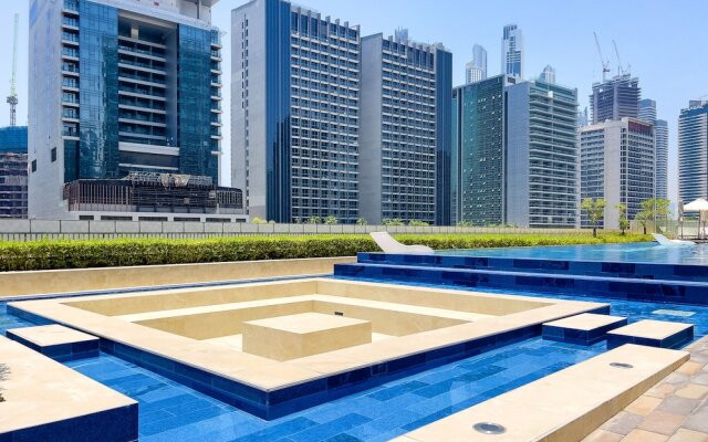 DAMAC Vera 1BR with Downtown View