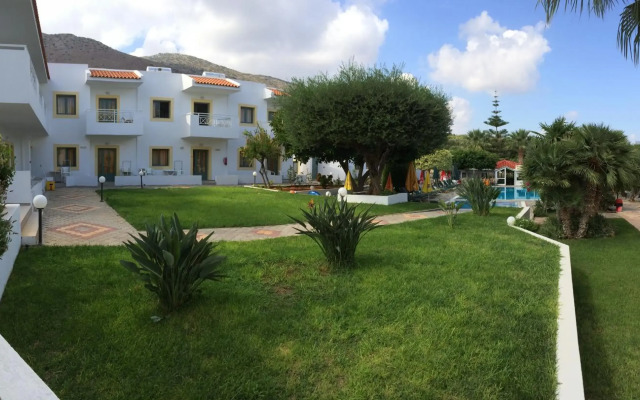 Nikolas Villas Apartments