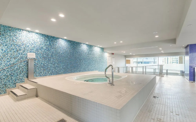 Gorgeous Condos in Maple Leaf Square