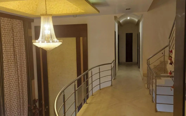 Hotel Goyal Palace