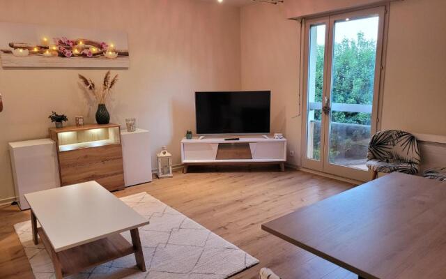 Studio récent résidence Charles Quint