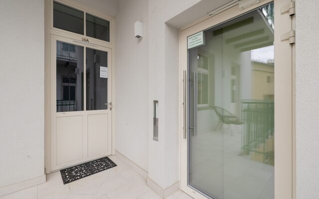 Kraków Stylish Apartment by Renters